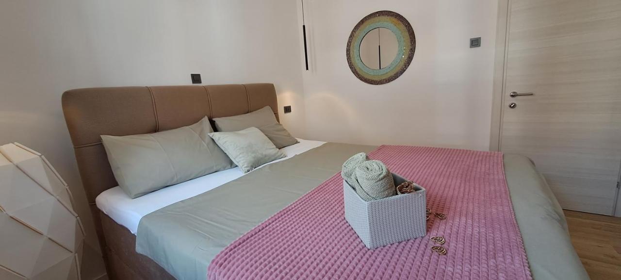 Apartments Del Mare 茨里克韦尼察 外观 照片